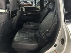Lexus LX 570 AWD 2019 Pearl