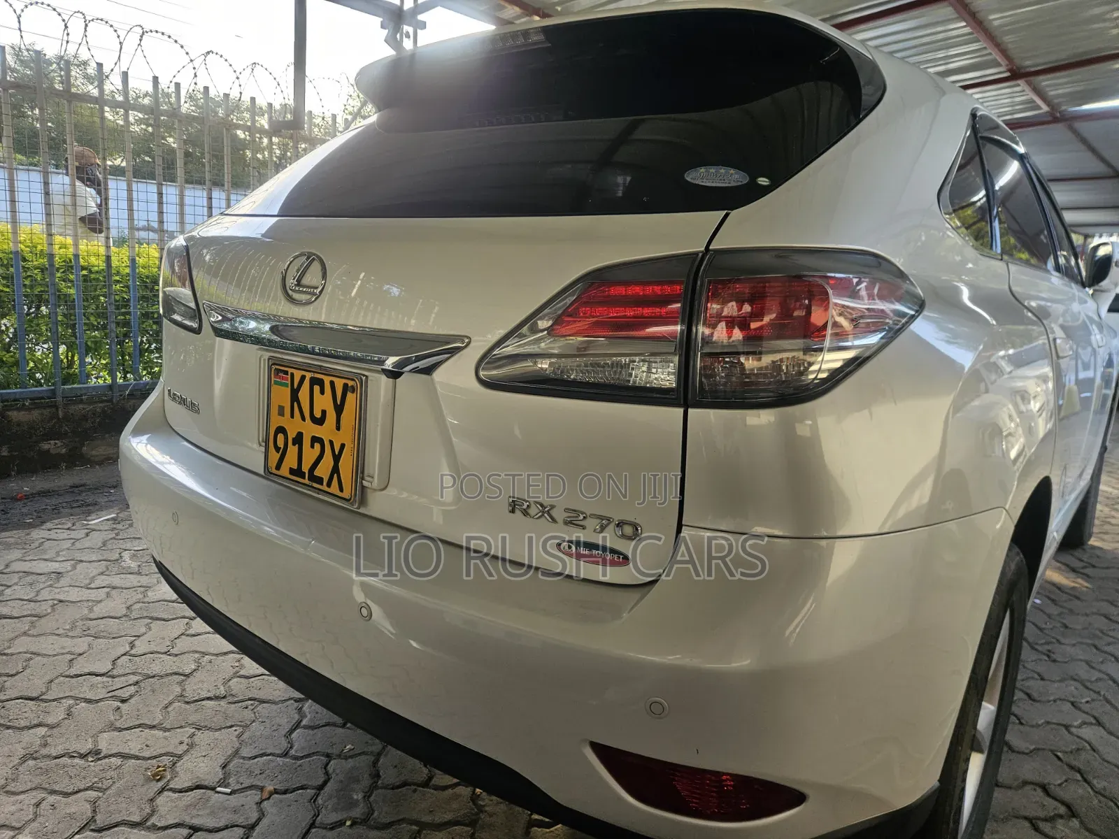Lexus LX 570 AWD 2013 White