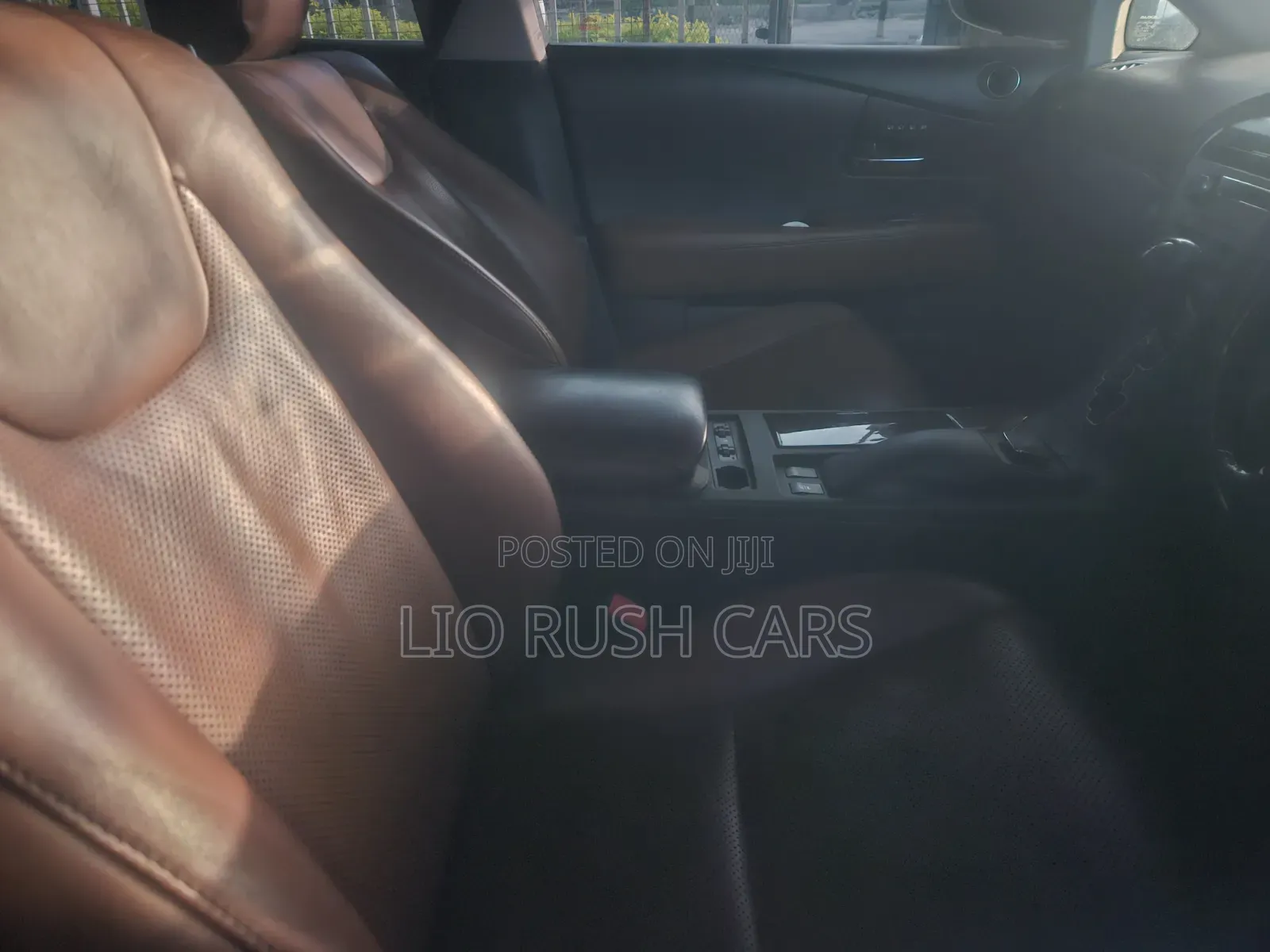 Lexus LX 570 AWD 2013 White