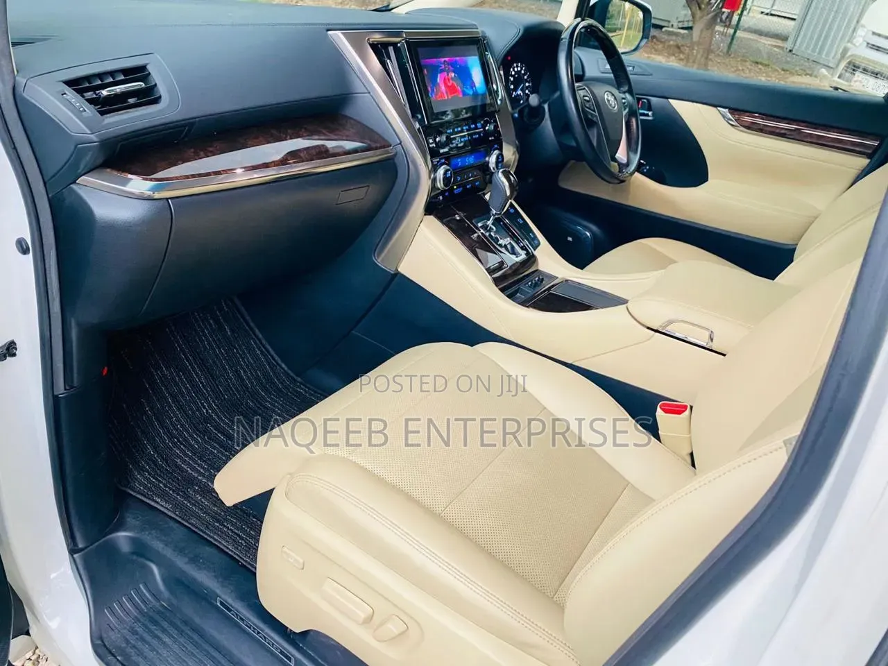 Toyota Alphard 2020 White