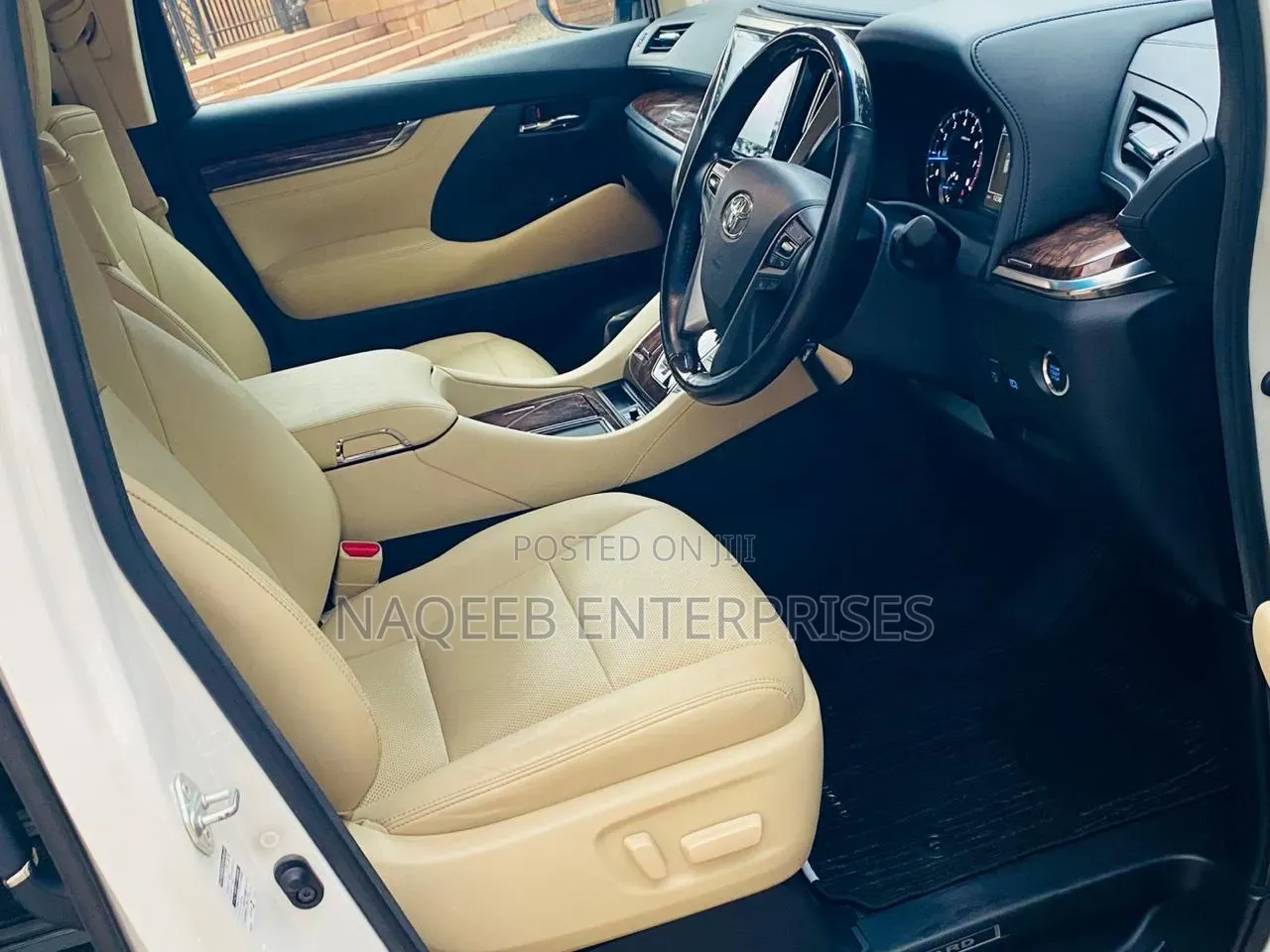 Toyota Alphard 2020 White