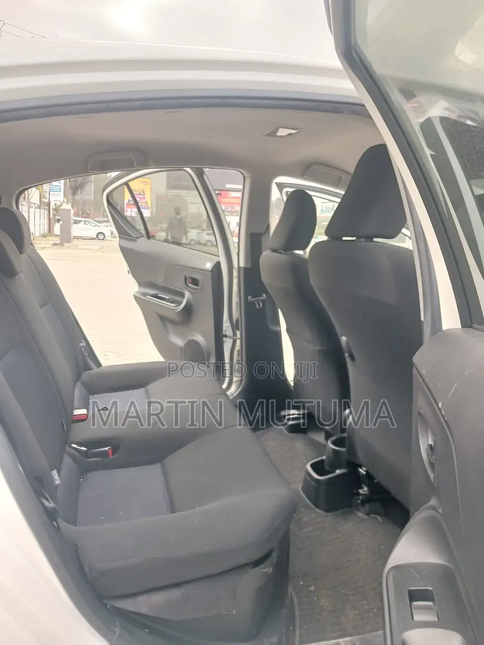 Toyota Aqua 2019 Pearl