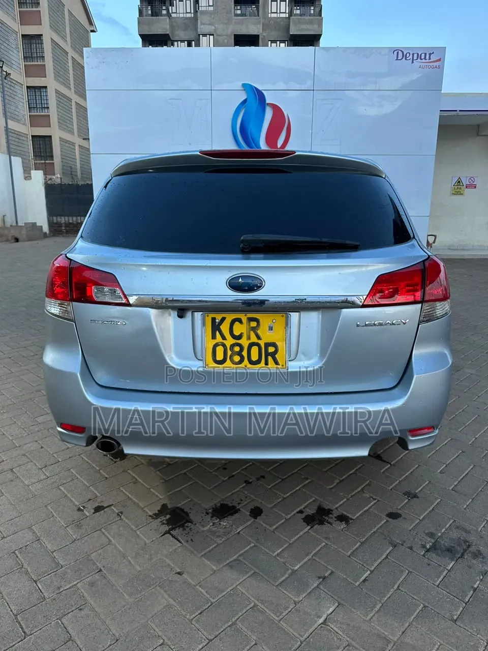 Subaru Legacy 2011 Silver