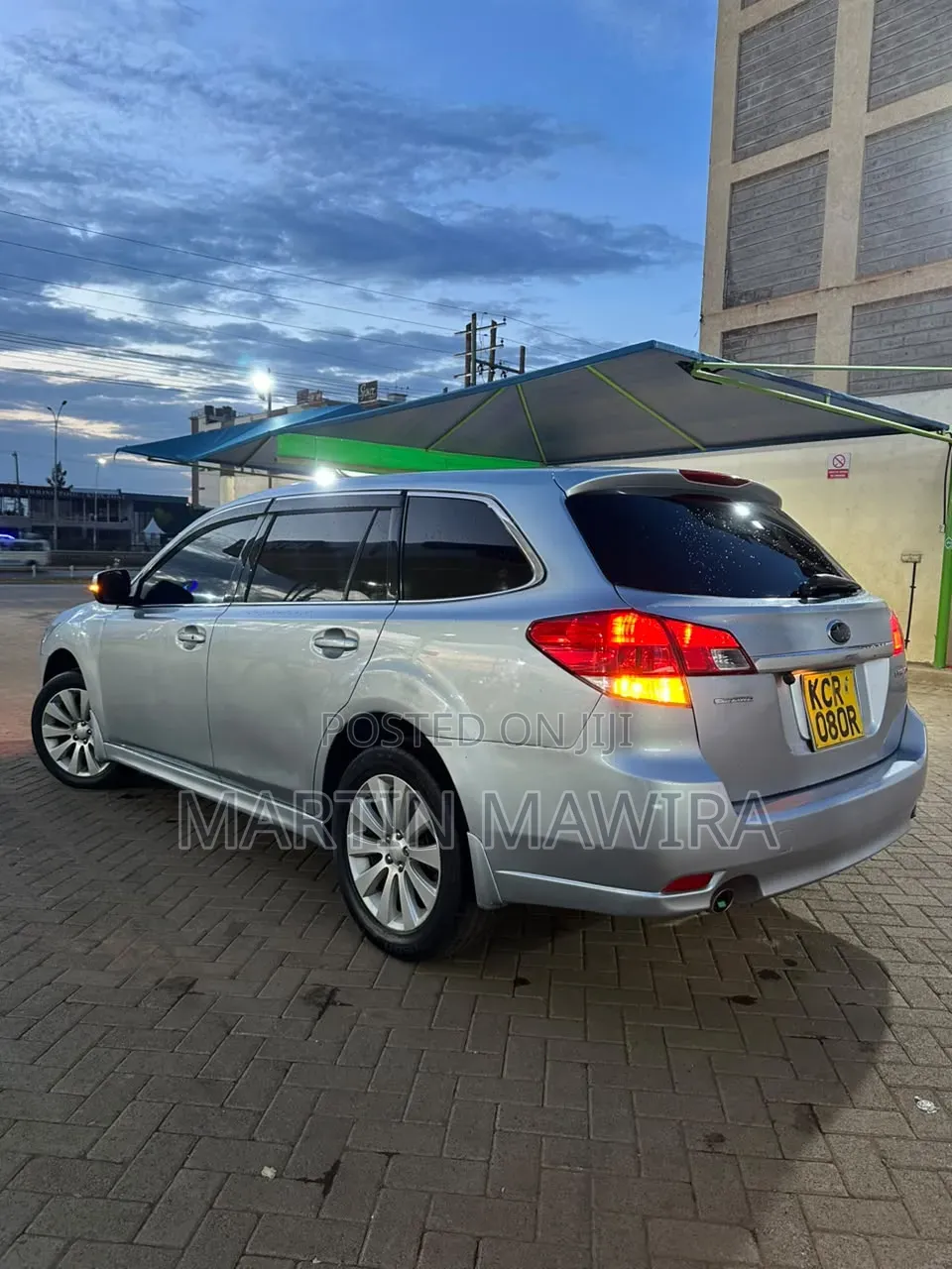 Subaru Legacy 2011 Silver