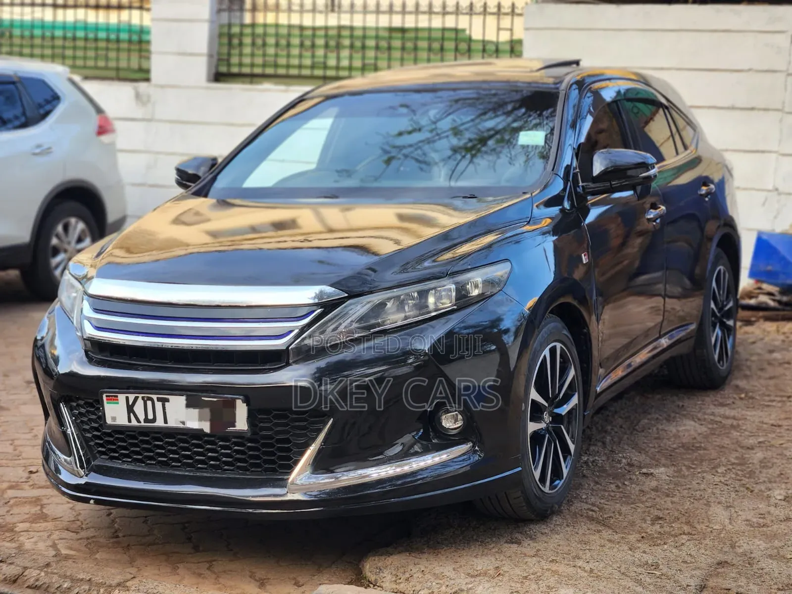 Toyota Harrier 2018 Black