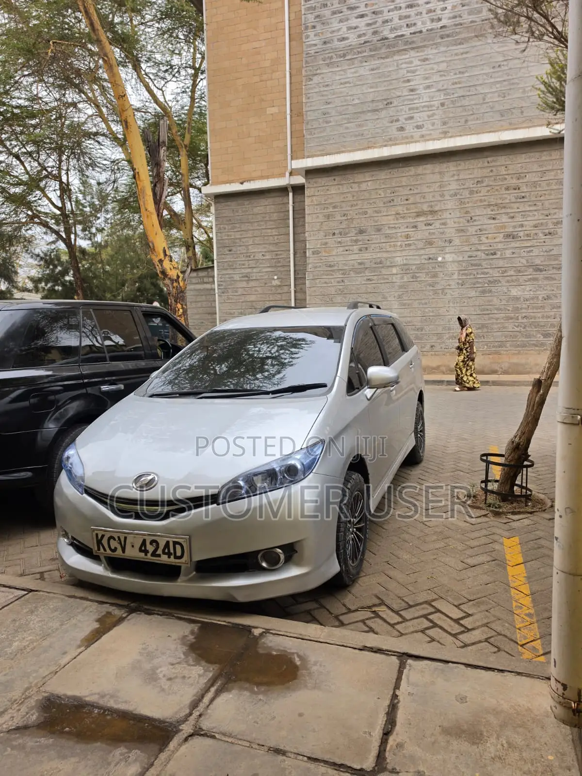 Toyota Wish 2012 Silver