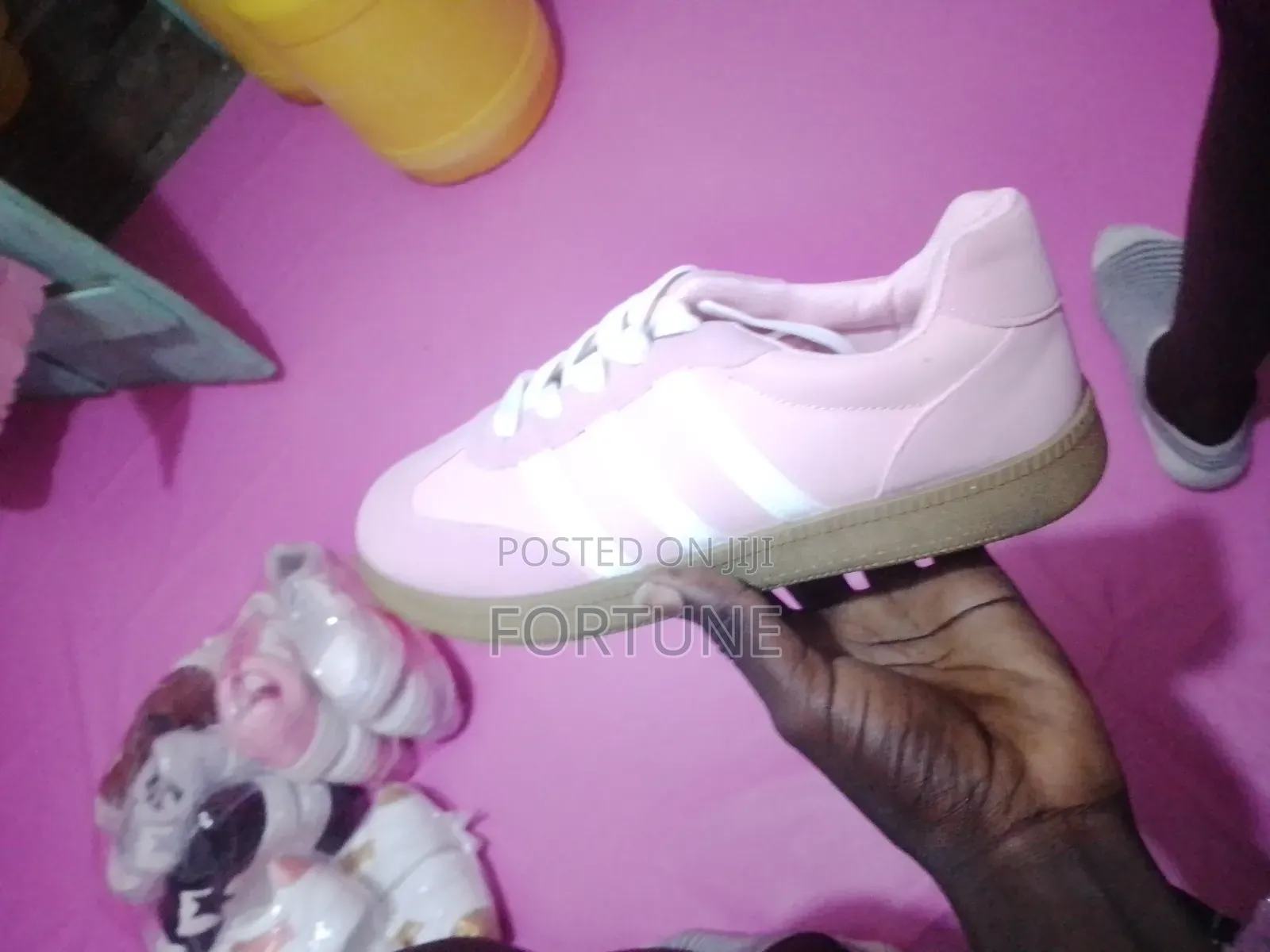 Snatcher Touches (Sneakers)