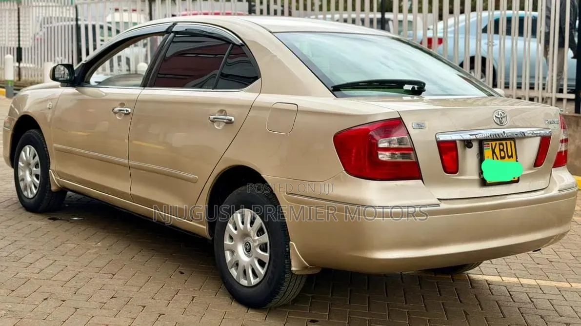 Toyota Premio 2006 Gold