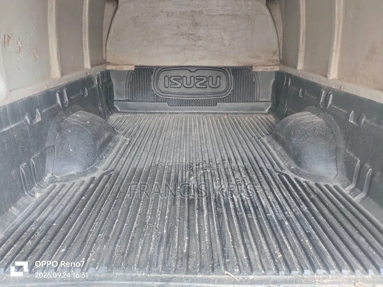 Isuzu D-MAX 2012 Gray