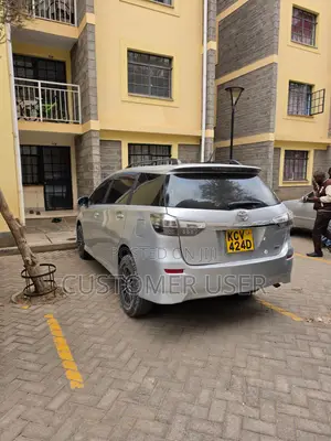 Toyota Wish 2012 Silver