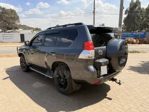 Toyota Land Cruiser Prado 3.0 TD 2012 Gray