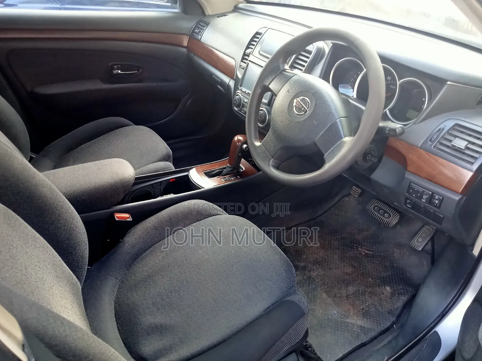 Nissan Sylphy 2010 Silver