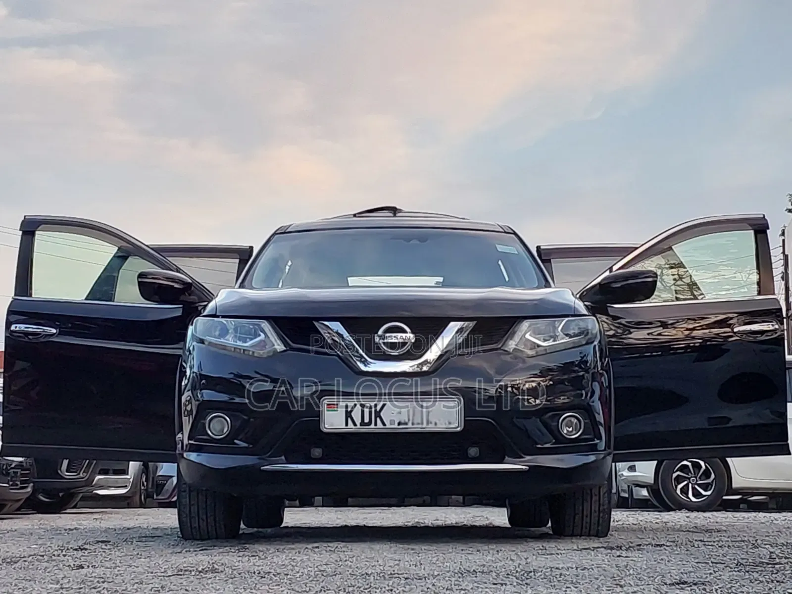Nissan X-Trail 2.0 Petrol AWD 2015 Black