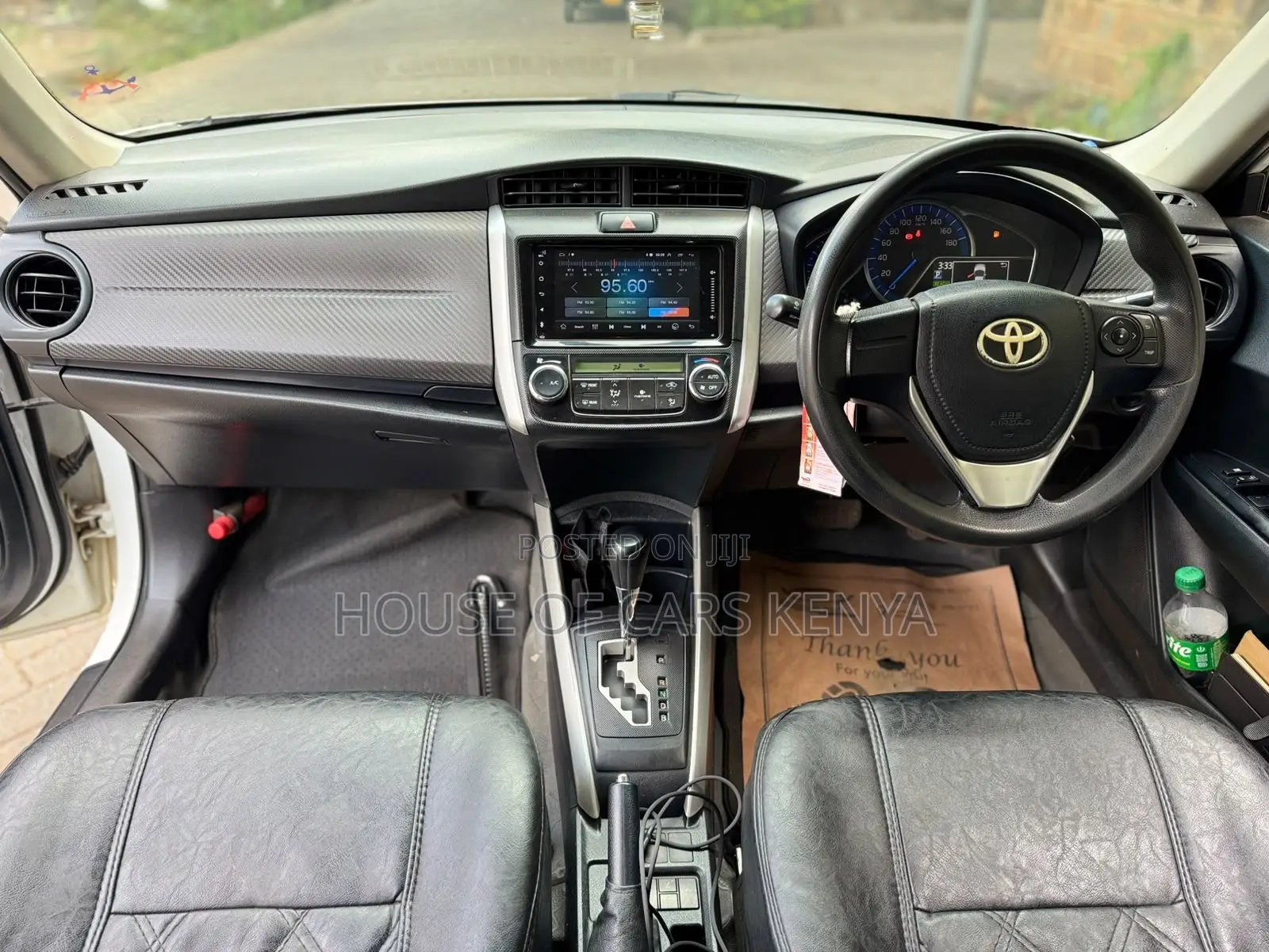 Toyota Corolla Fielder 1.5 Hybrid FWD 2014 White