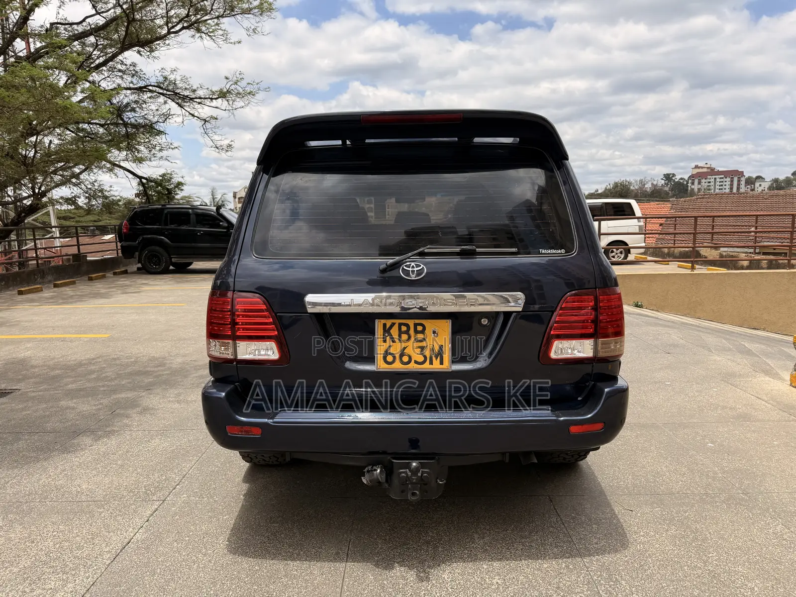 Toyota Land Cruiser HDJ 100 2003 Blue