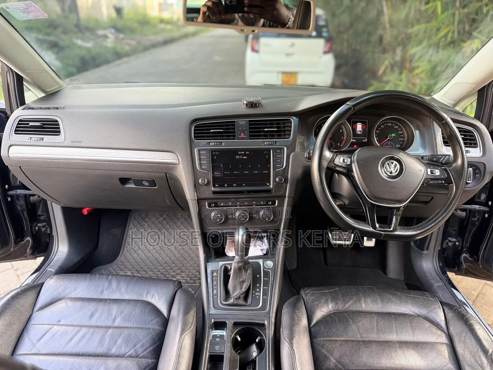 Volkswagen Golf TSI SE 4-Door FWD 2017 Black