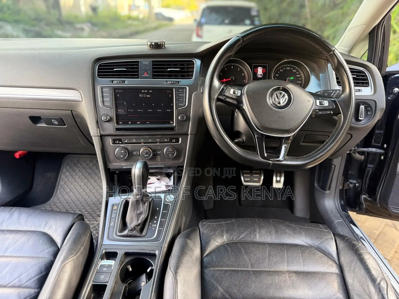 Volkswagen Golf TSI SE 4-Door FWD 2017 Black