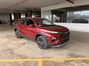 Toyota Urban Cruiser 2025 Red