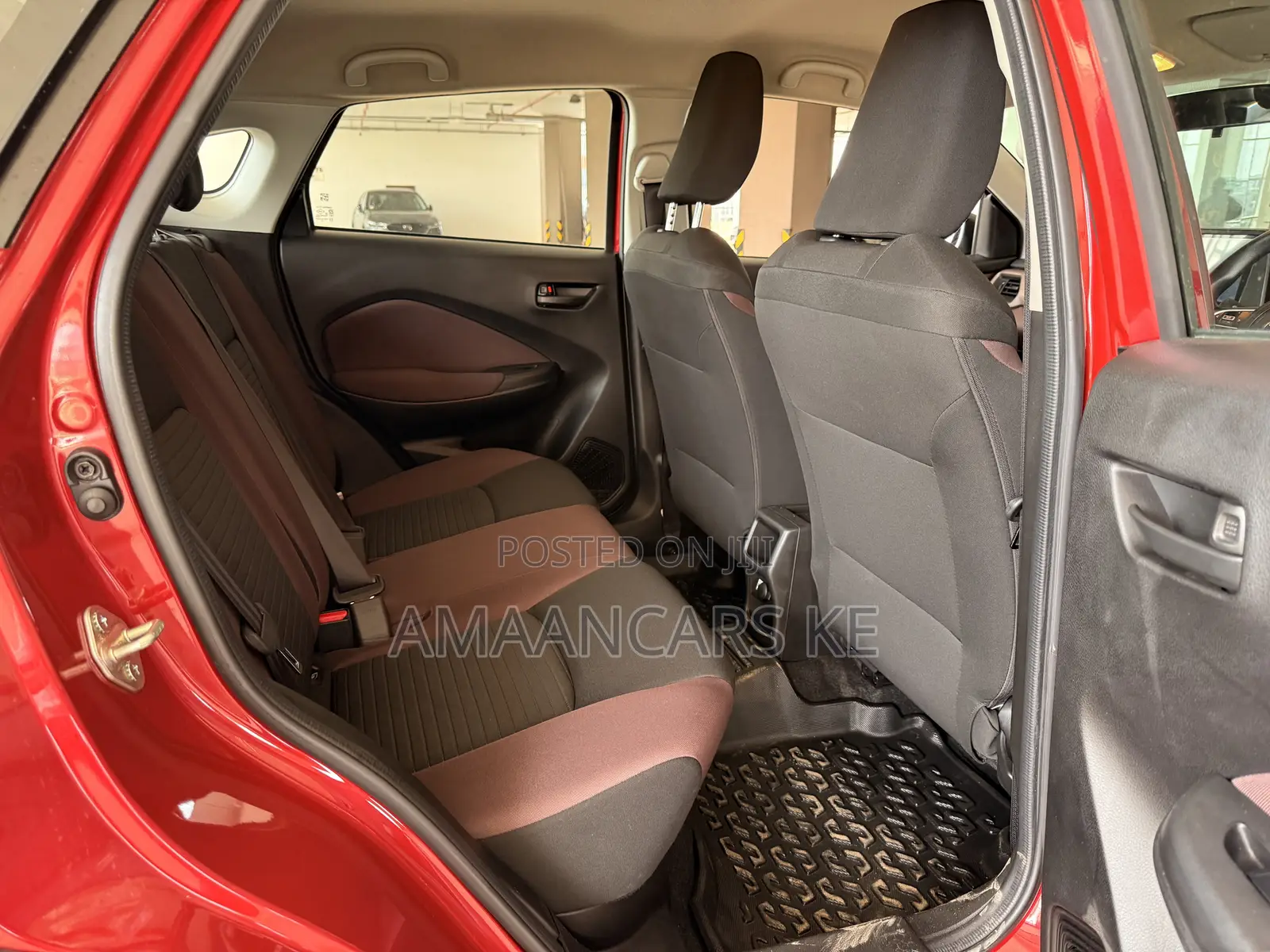 Toyota Urban Cruiser 2025 Red