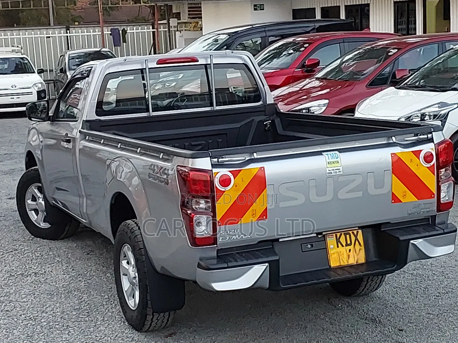 Isuzu D-MAX 2026 Silver