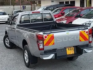 Isuzu D-MAX 2026 Silver