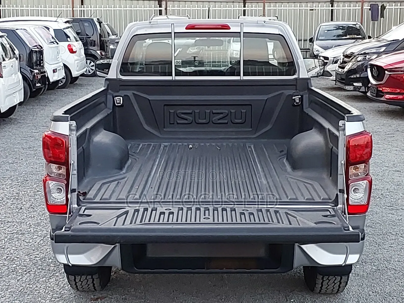 Isuzu D-MAX 2026 Silver