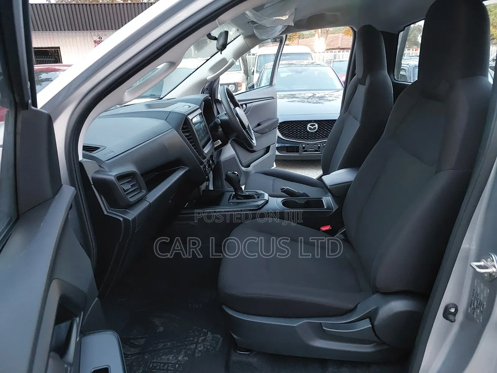 Isuzu D-MAX 2026 Silver