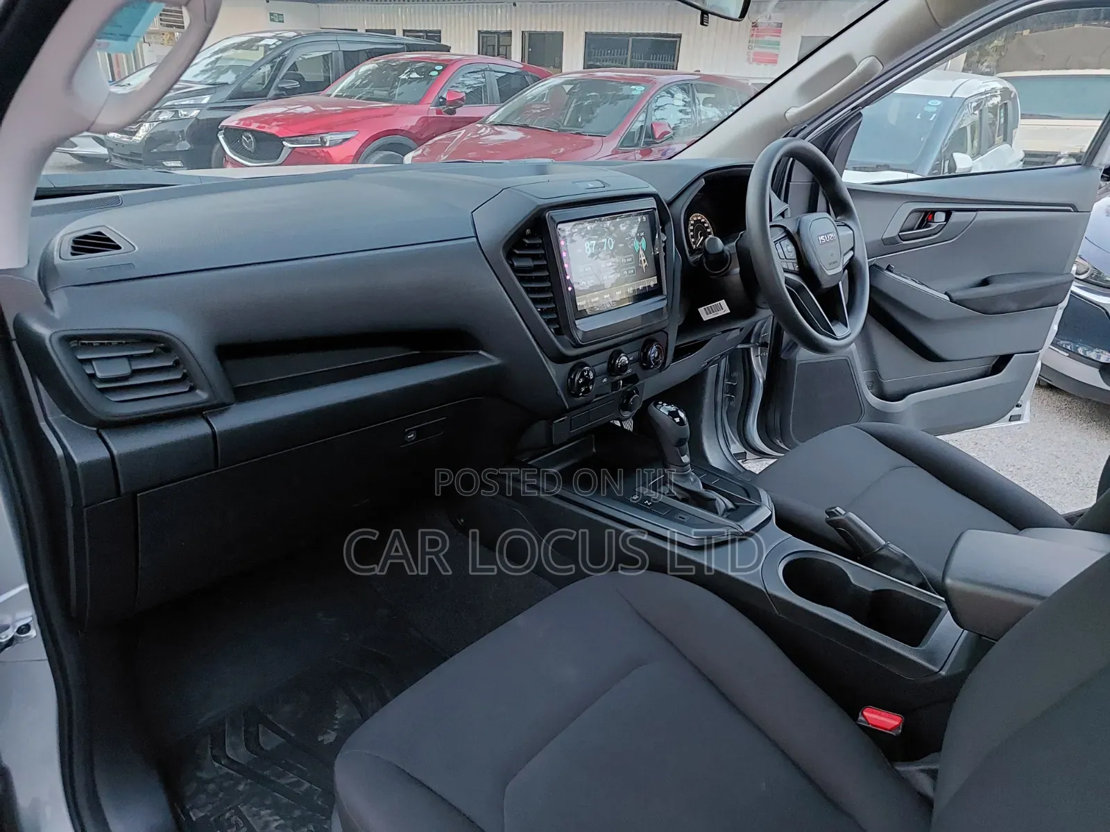 Isuzu D-MAX 2026 Silver