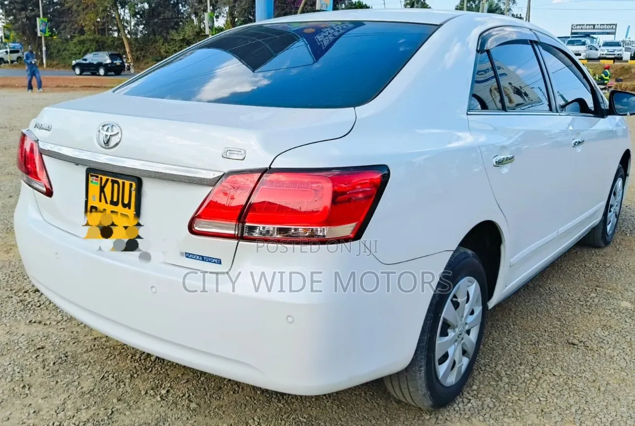 Toyota Premio 1.5 FWD 2018 Pearl