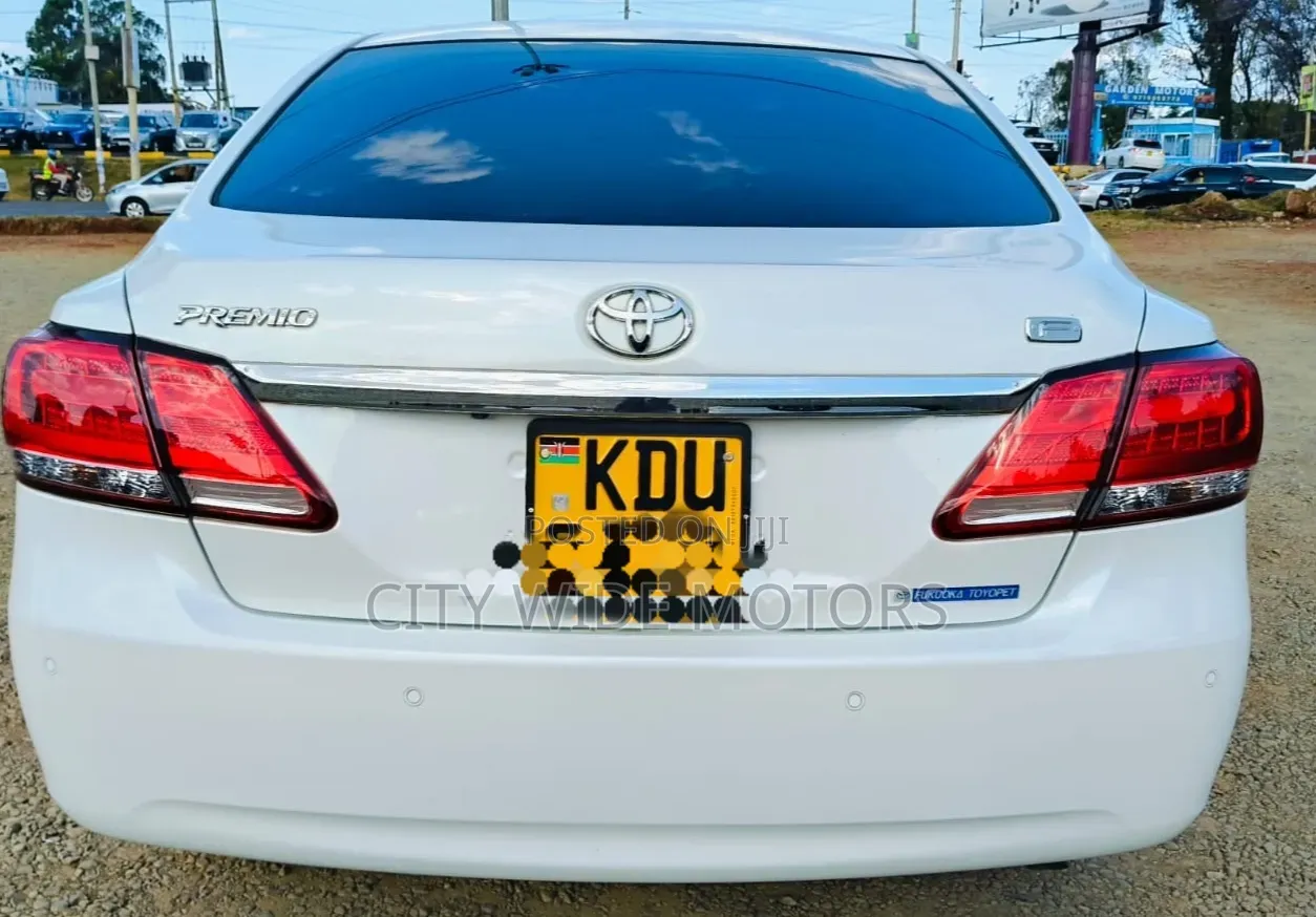 Toyota Premio 1.5 FWD 2018 Pearl