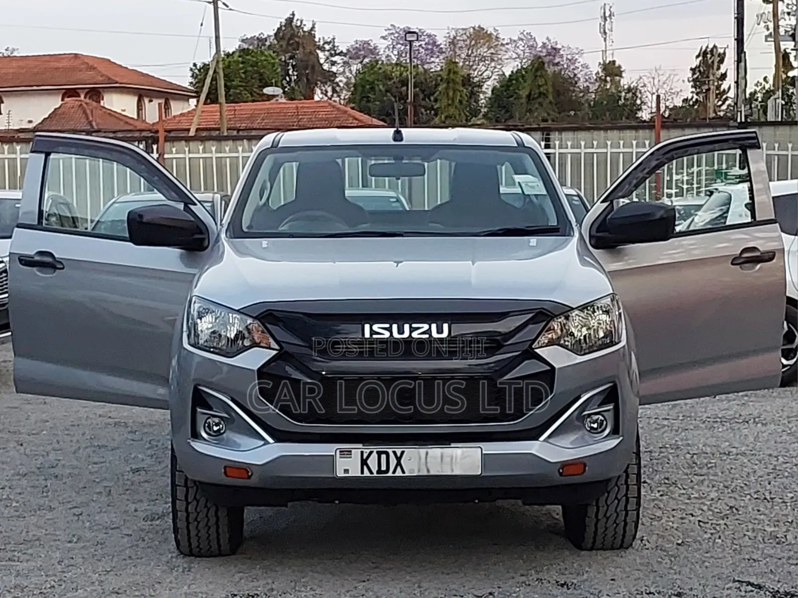 Isuzu D-MAX 2026 Silver