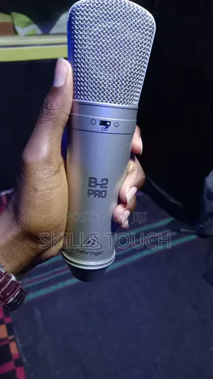 Behringer B-2 Pro Studio Condenser Microphone – Excellent Condition