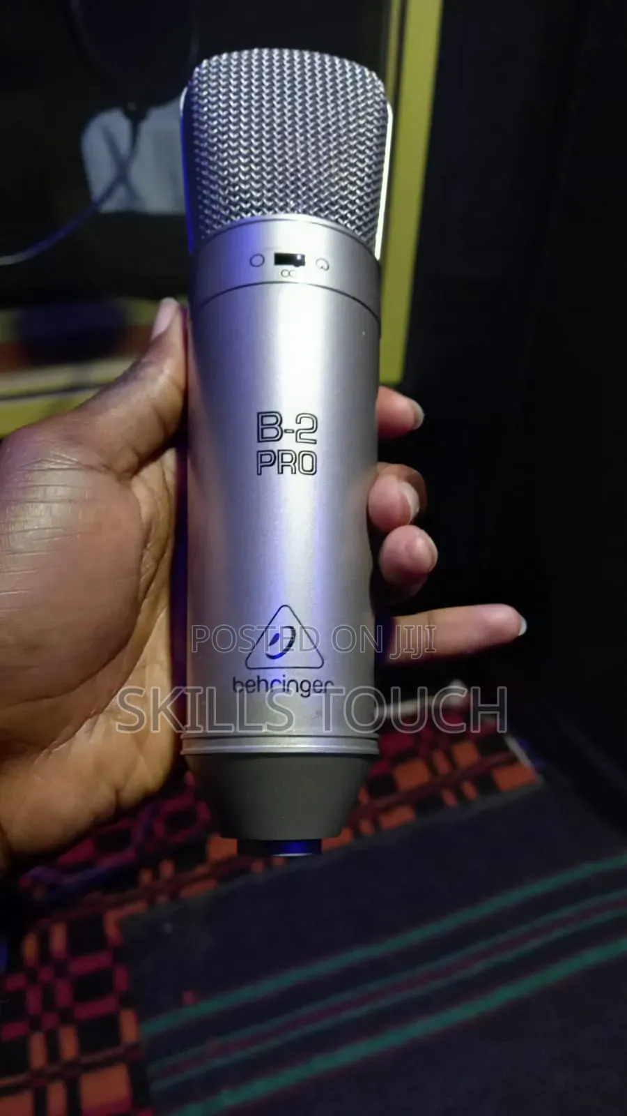 Behringer B-2 Pro Studio Condenser Microphone – Excellent Condition
