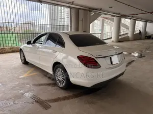 Mercedes-Benz C180 2015 White