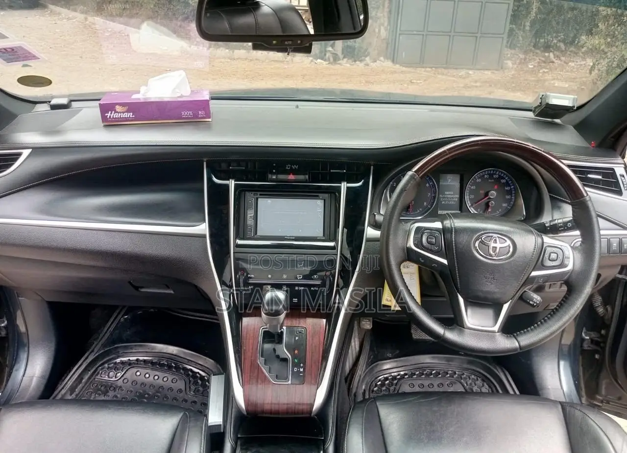Toyota Harrier 2015 Black