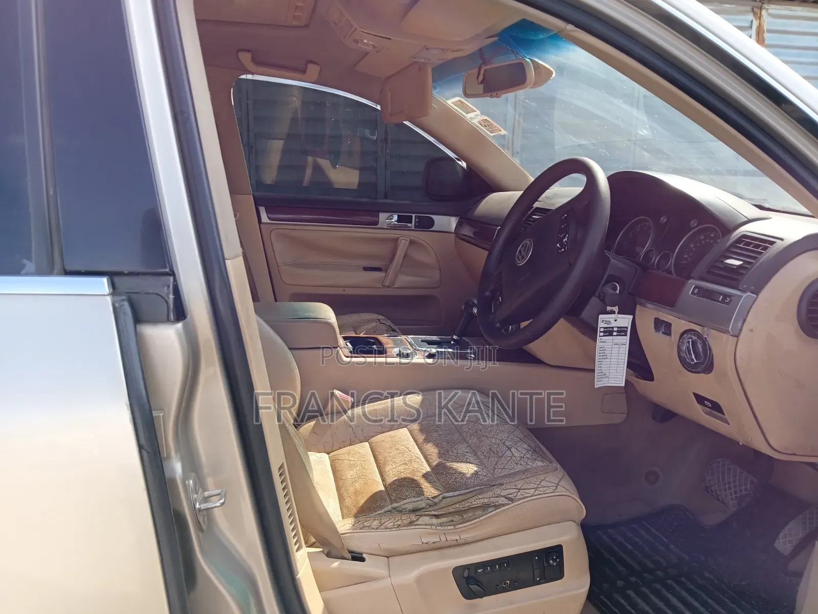 Volkswagen Touareg 2009 Gold