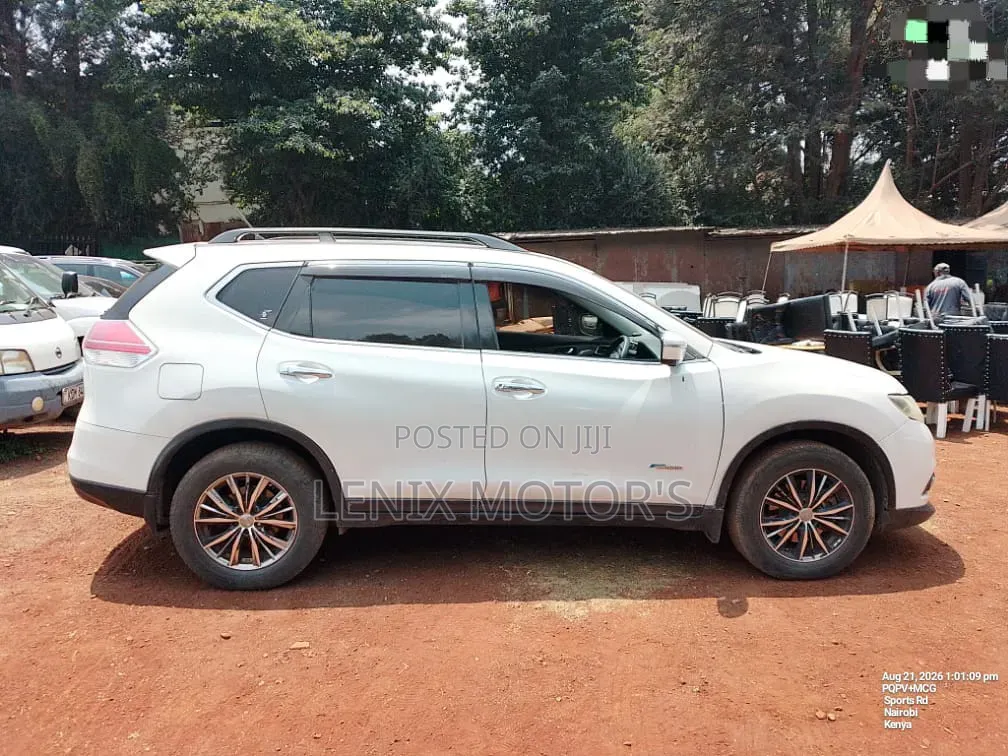 Nissan X-Trail 2.0 Petrol AWD 2015 White