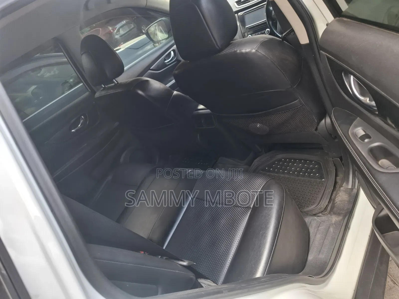 Nissan X-Trail 2.0 Petrol FWD 2014 White