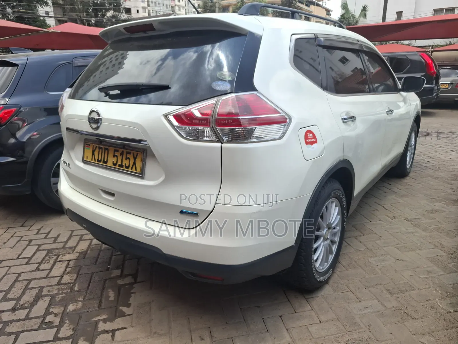 Nissan X-Trail 2.0 Petrol FWD 2014 White