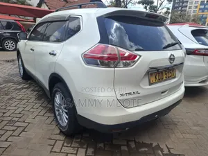 Nissan X-Trail 2.0 Petrol FWD 2014 White