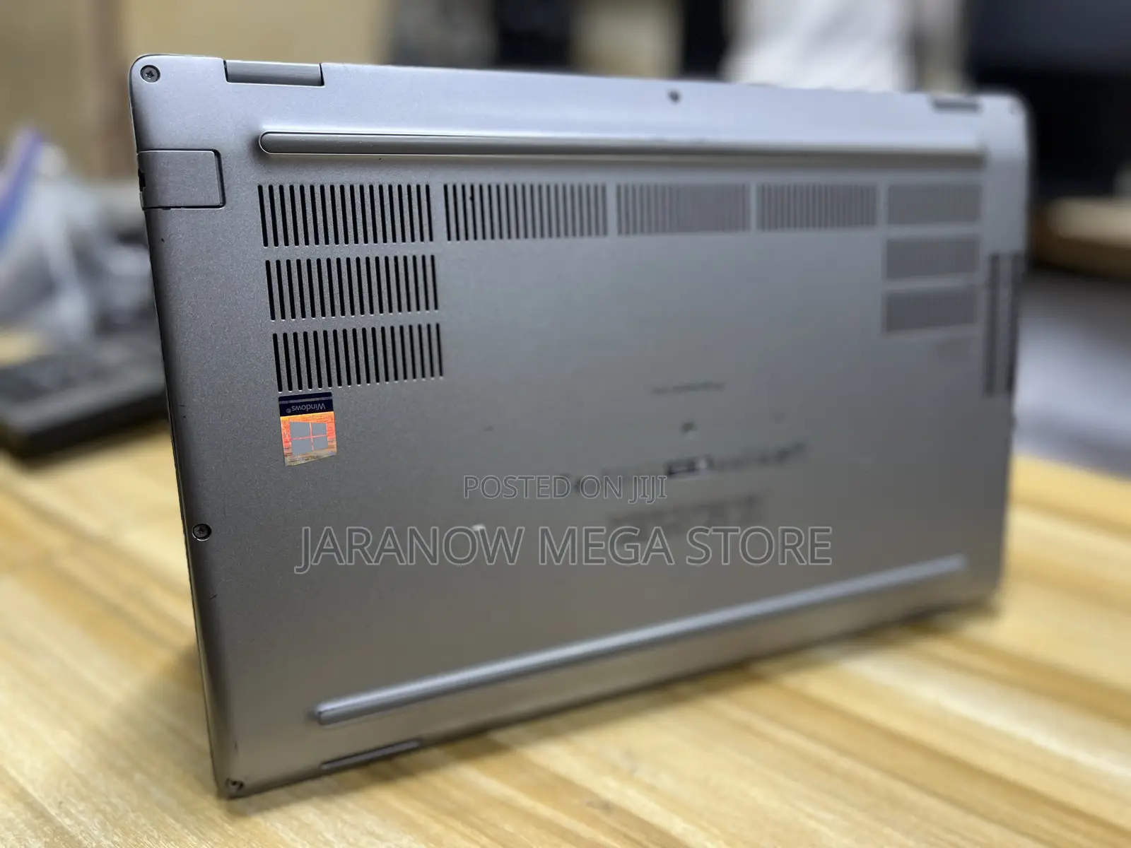 Laptop Dell Precision 3551 8GB Intel Core i7 SSD 256GB