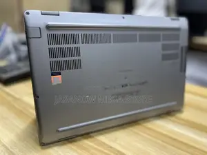 Laptop Dell Precision 3551 8GB Intel Core i7 SSD 256GB