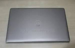 Laptop Dell Precision 15 5540 8GB Intel Core i9 SSD 256GB
