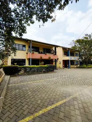 5bdrm House in State House Area for rent