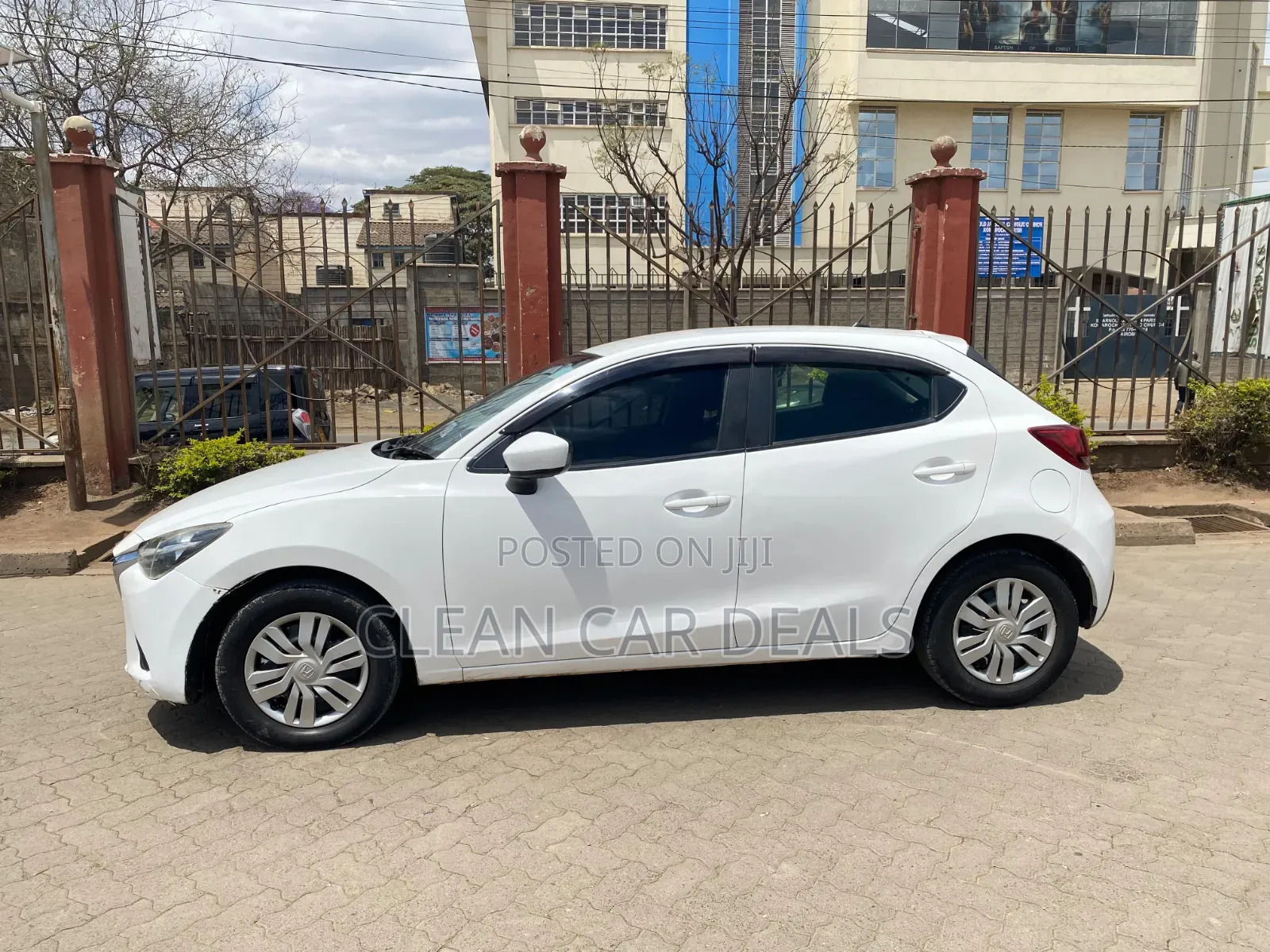 Mazda Demio 2017
