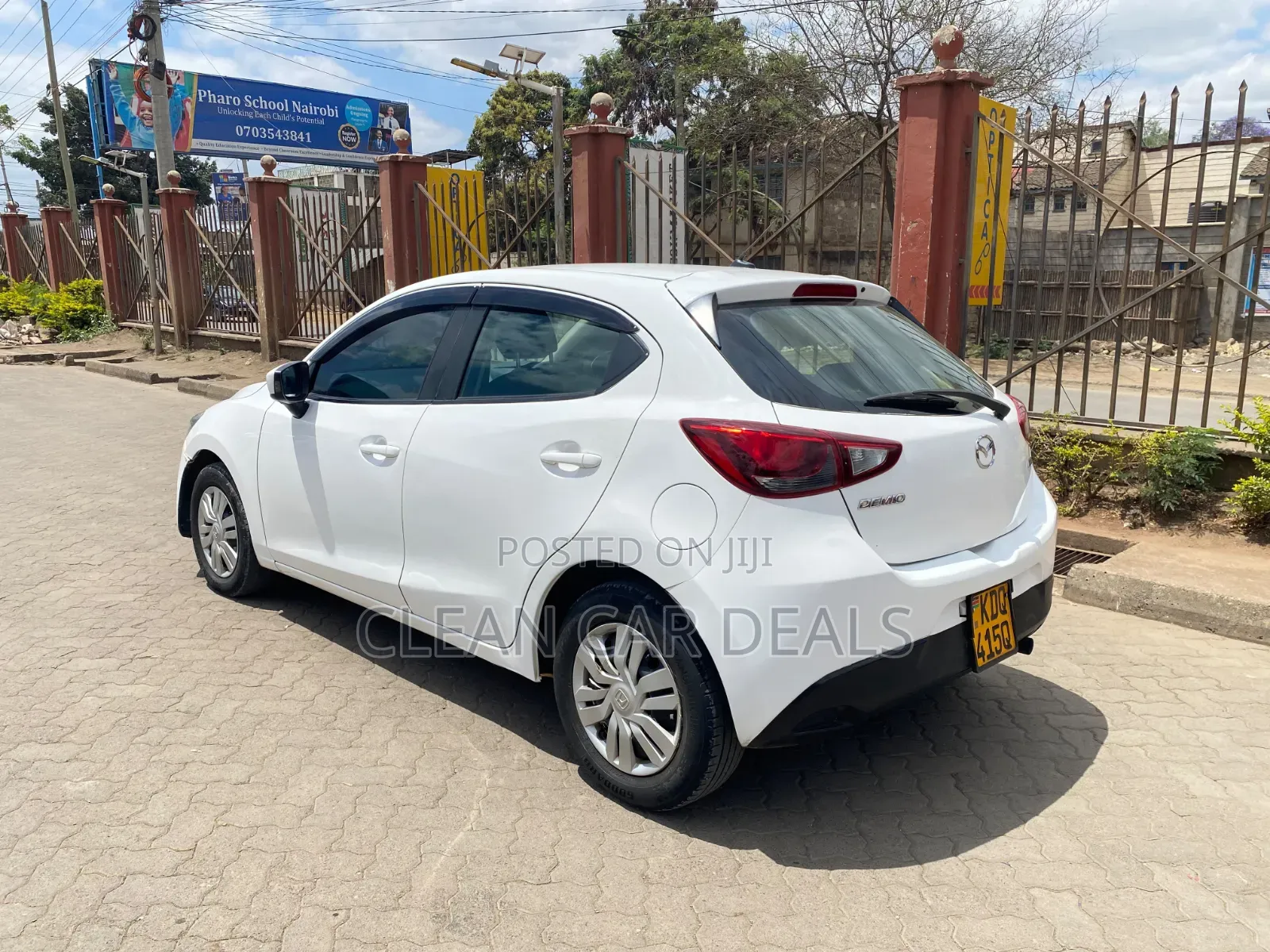 Mazda Demio 2017