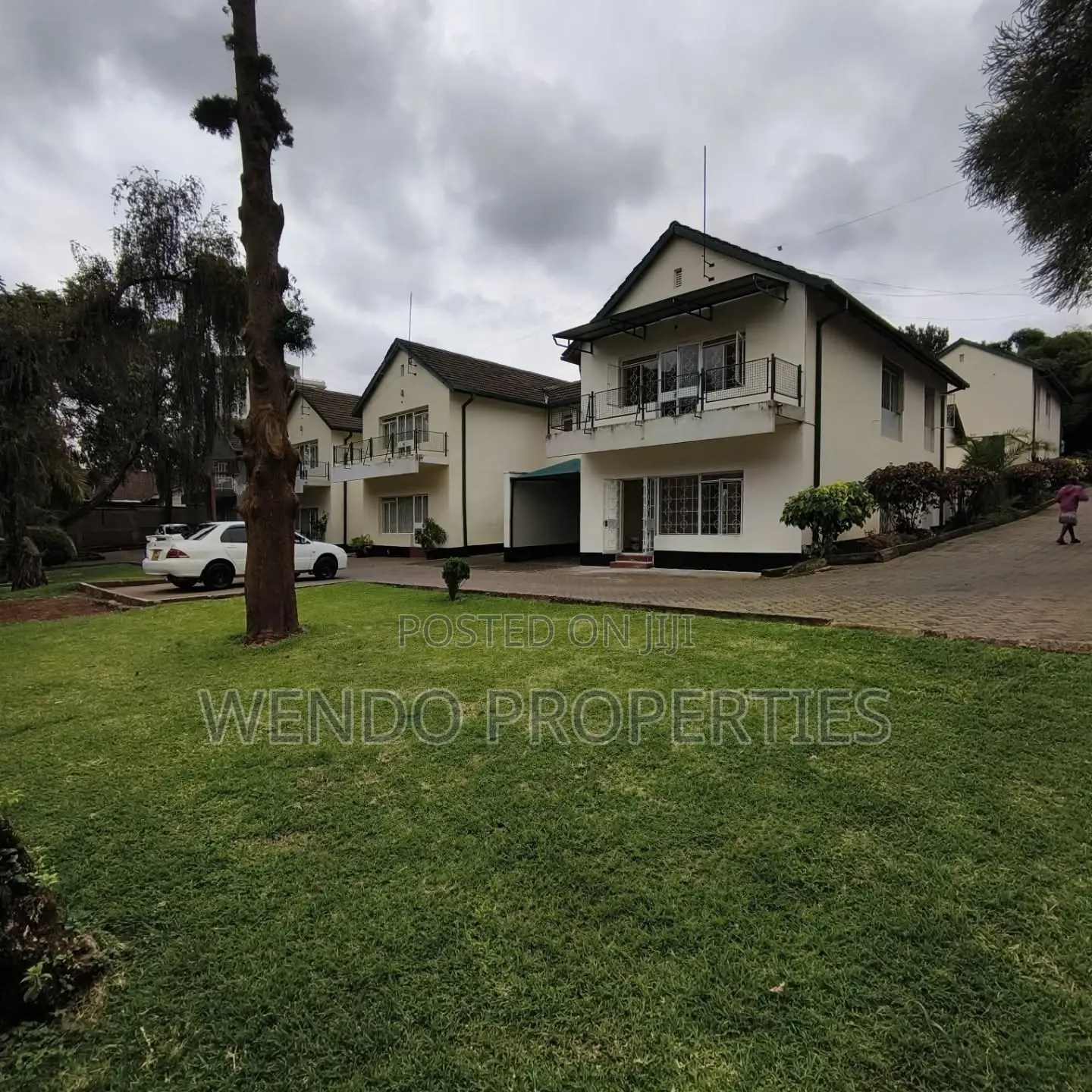 3bdrm Maisonette in Kileleshwa for rent