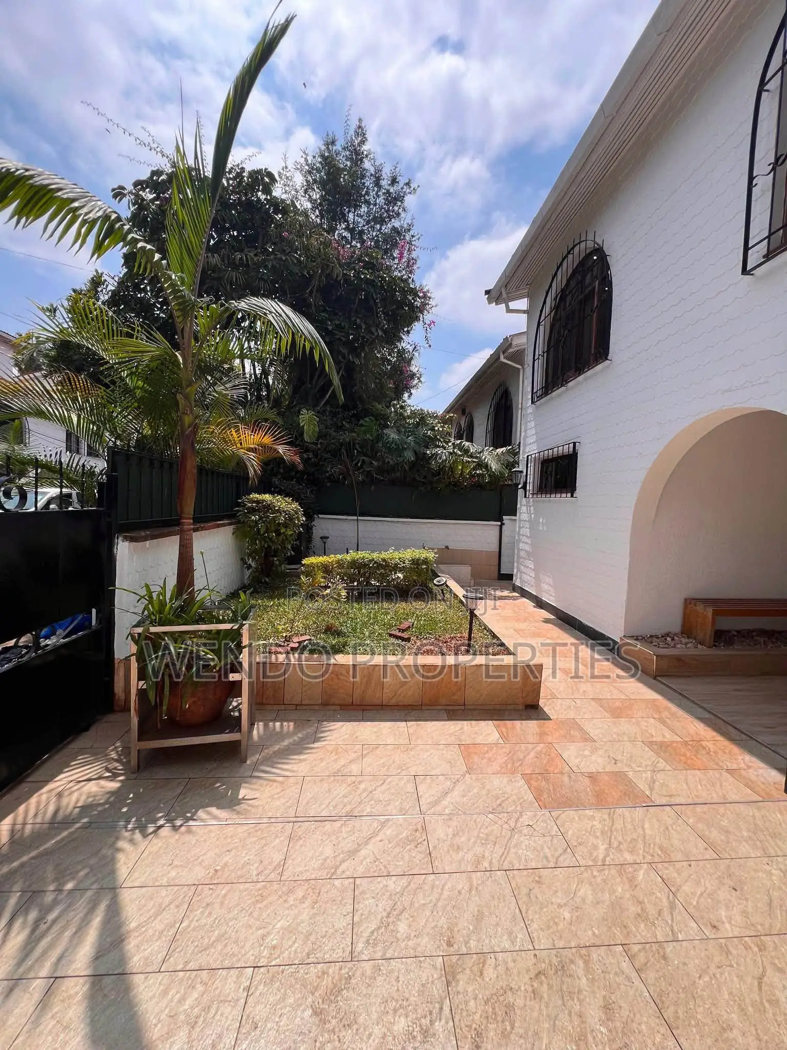 4bdrm Maisonette in Kileleshwa for rent