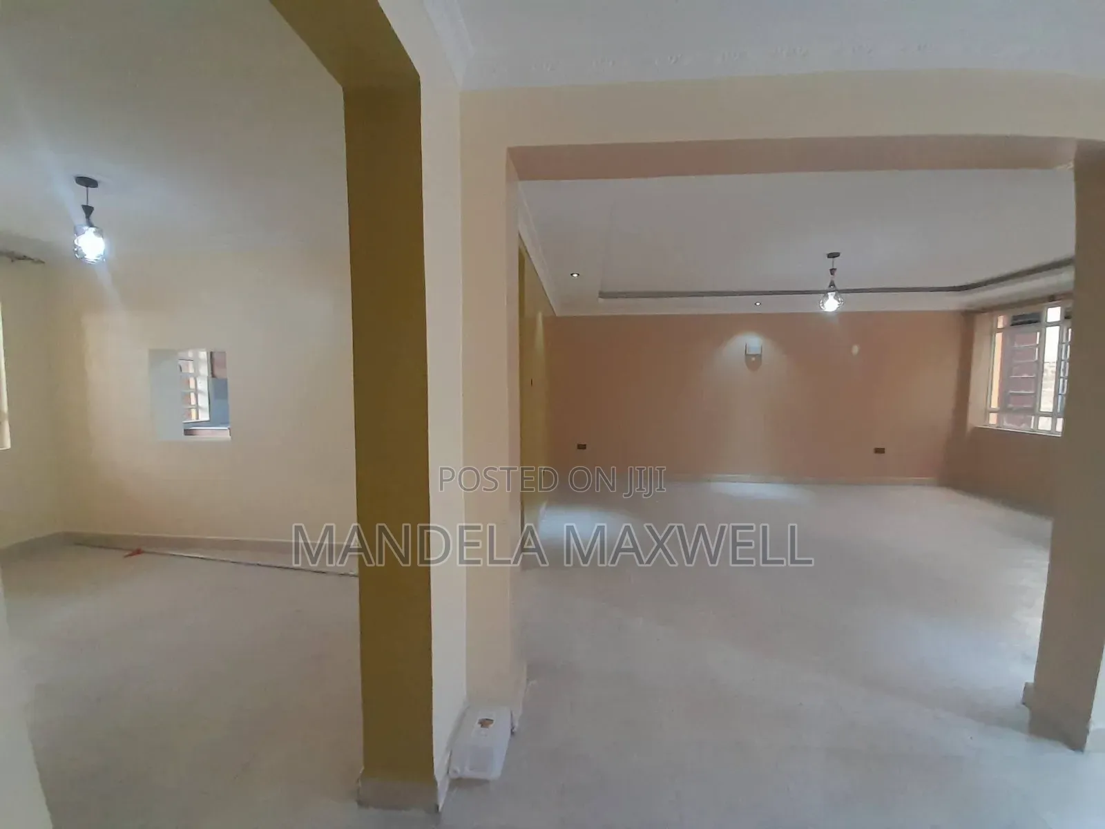4bdrm Mansion in Gateway Mall Area for rent