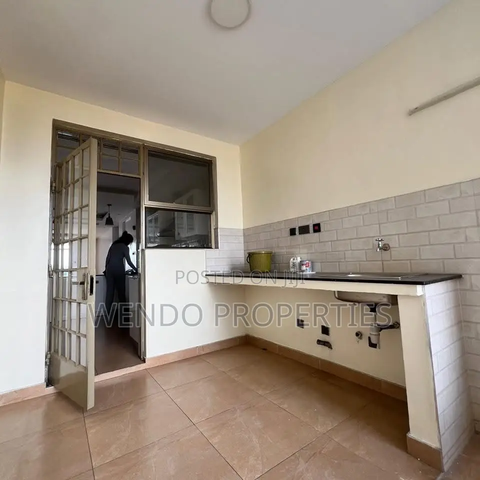 3bdrm Apartment in Kileleshwa for rent